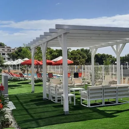 Azahar Red & Hotel